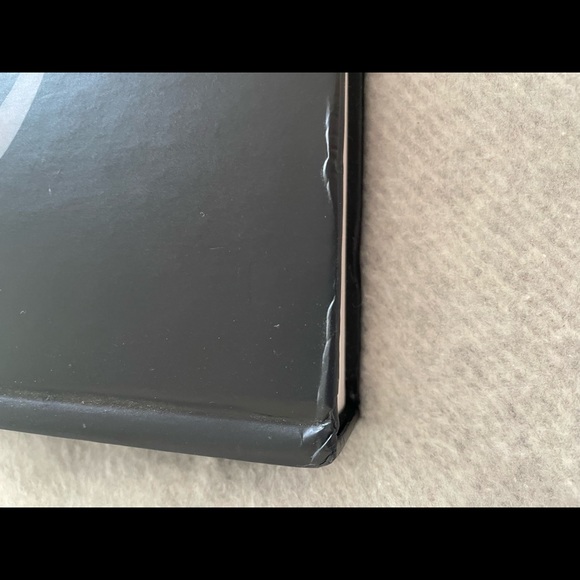 YSL Coffee Book - Picture 4 of 9